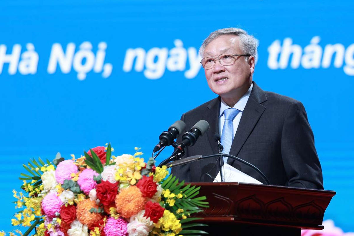 Ông Nguyễn Hòa Bình, Ủy viên Bộ Chính trị, Phó Thủ tướng Thường trực Chính phủ phát biểu tại buổi lễ. Ảnh: N. Hải
