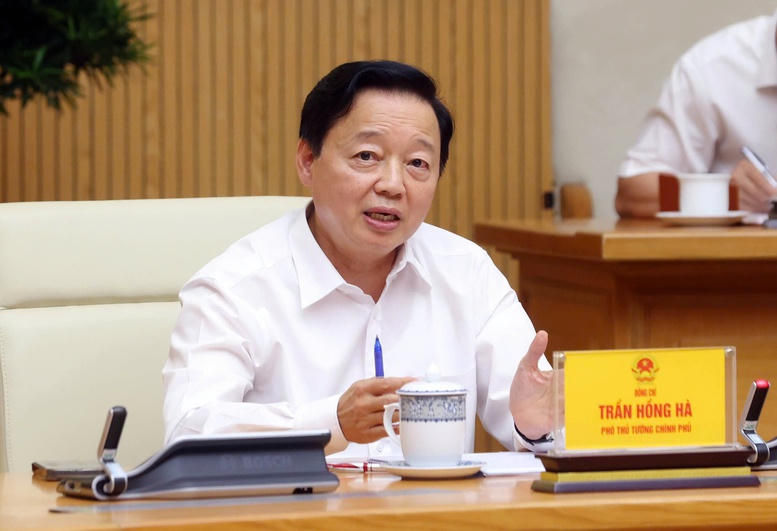 Phó Thủ tướng Trần Hồng Hà phát biểu tại cuộc họp.&nbsp;Ảnh: VGP/Nguyễn Hoàng.