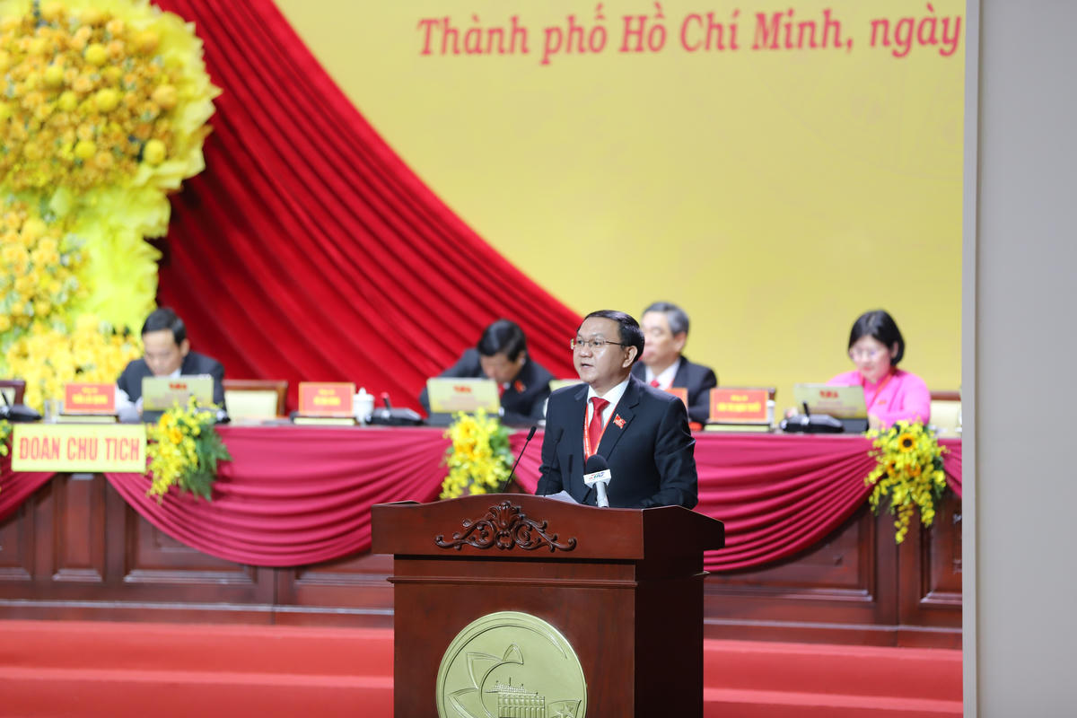Ông Lâm Đình Thắng - Giám đốc Sở Khoa học - Công nghệ TP Hồ Chí Minh phát biểu tham luận tại Đại hội. Ảnh: Đ.H.