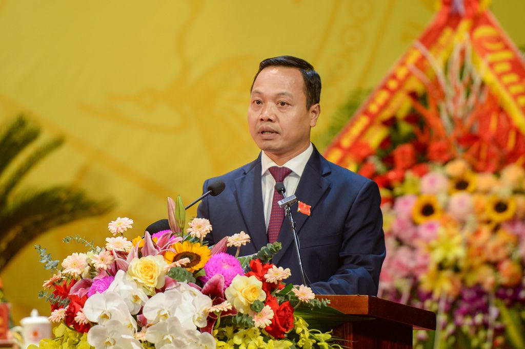 Ông Trần Tiến Dũng, Phó Bí thư Tỉnh ủy Điện Biên phát biểu tại Đại hội. Ảnh: TTBC tỉnh Điện Biên