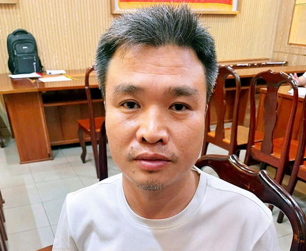 Phạm Văn Tuyên là người cầm đầu nhóm lừa đảo. Ảnh: CANB