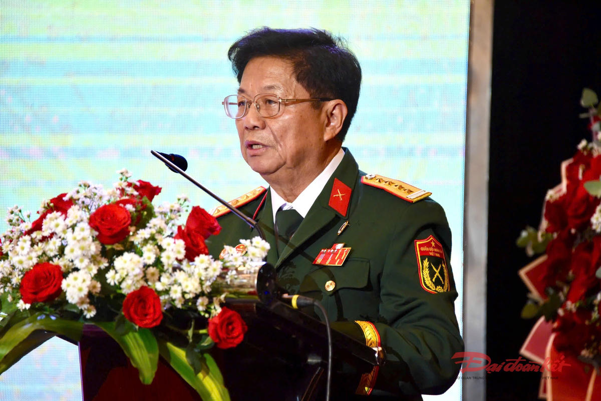 Đại tá Trần Thế Tuyển, nguyên Chủ tịch Hội HTGĐLS&amp;TB TP Hồ Chí Minh phát biểu khai mạc Đại hội. Ảnh: K.S.