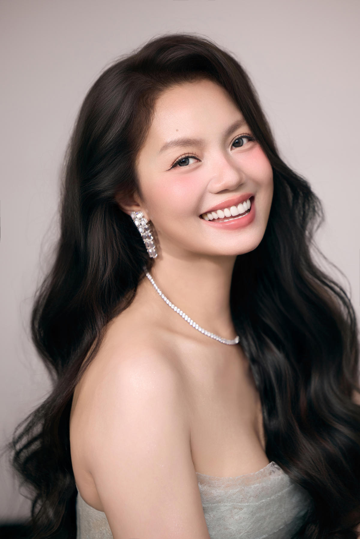 Ca sĩ Nguyễn Ngọc Anh ra mắt album “Lời hẹn ước”