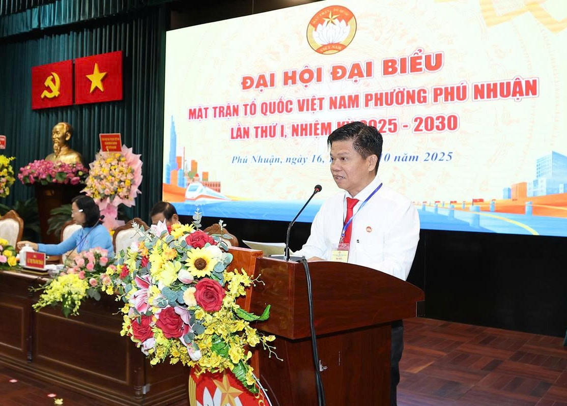 Ông Đinh Gia Huỳnh được Đại hội hiệp thương giữ chức vụ Chủ tịch Uỷ ban Mặt trận Tổ quốc Việt Nam phường nhiệm kỳ mới. Ảnh: Q.Định.