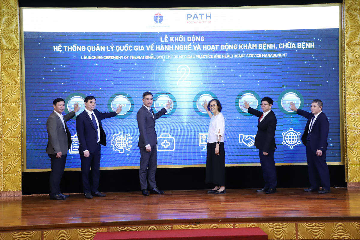Bộ Y tế khởi động&nbsp;hệ thống quản lý quốc gia về hành nghề và hoạt động khám chữa bệnh (ảnh: Bộ Y tế)&nbsp;