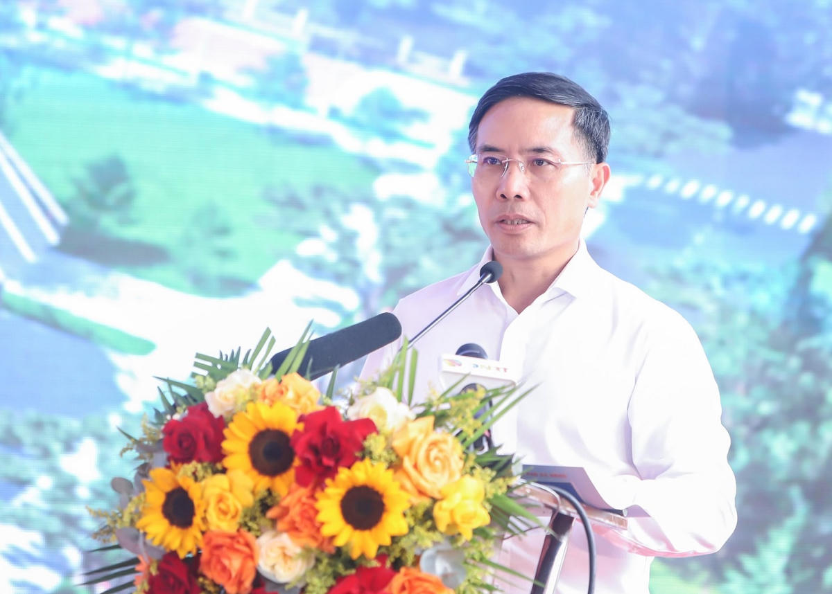 Chủ tịch thành phố Đà Nẵng Phạm Đức Ấn phát biểu tại buổi lễ.