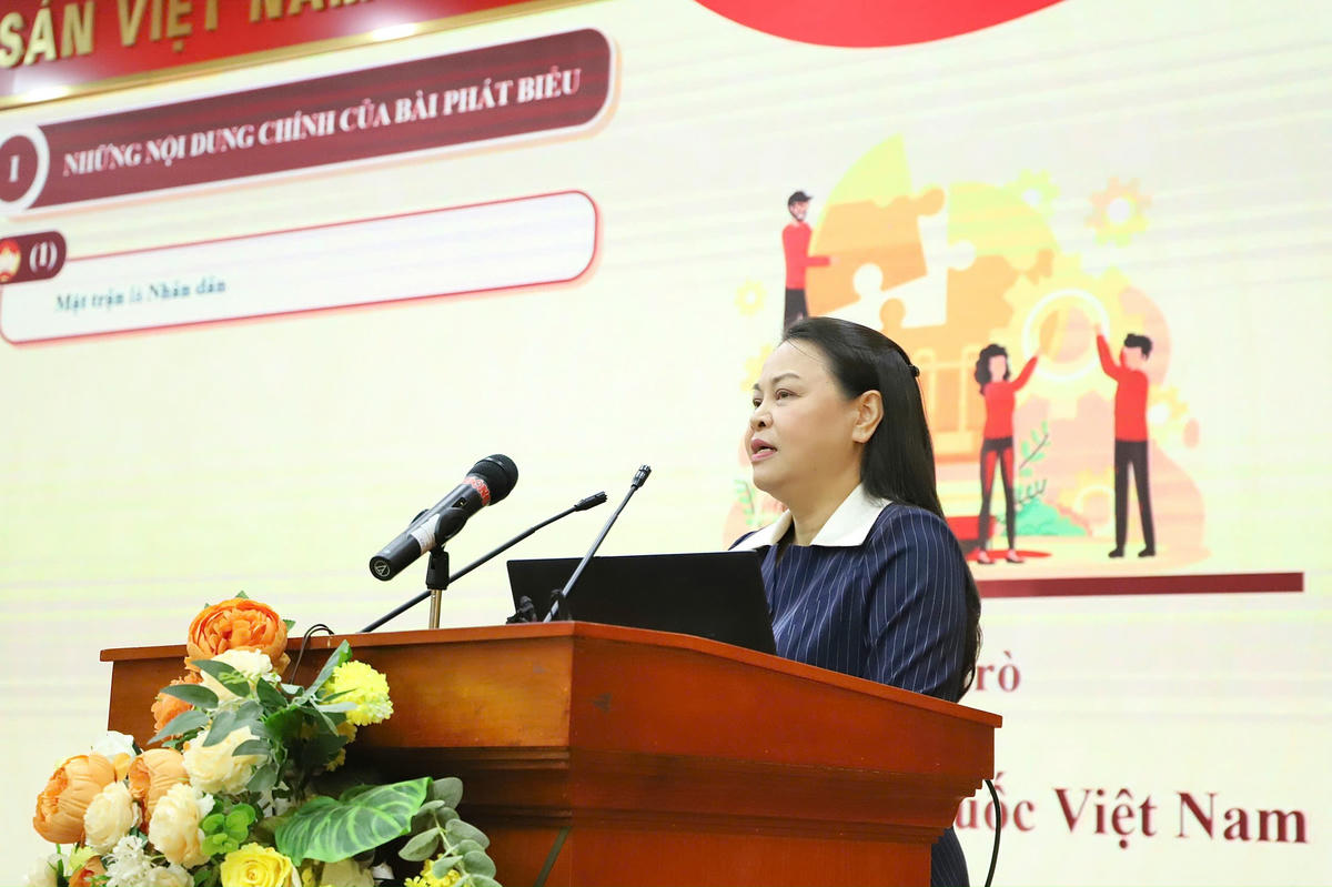 Bà Nguyễn Thị Thu Hà, Ủy viên Trung ương Đảng, Phó Bí thư Thường trực Đảng ủy Mặt trận Tổ quốc, các đoàn thể Trung ương, Phó Chủ tịch - Tổng Thư ký Uỷ ban Trung ương MTTQ Việt Nam quán triệt Bài phát biểu chỉ đạo của Đồng chí Tổng Bí thư Tô Lâm tại Đại hội đại biểu Đảng bộ Mặt trận Tổ quốc, các đoàn thể Trung ương lần thứ I, nhiệm kỳ 2025 - 2030