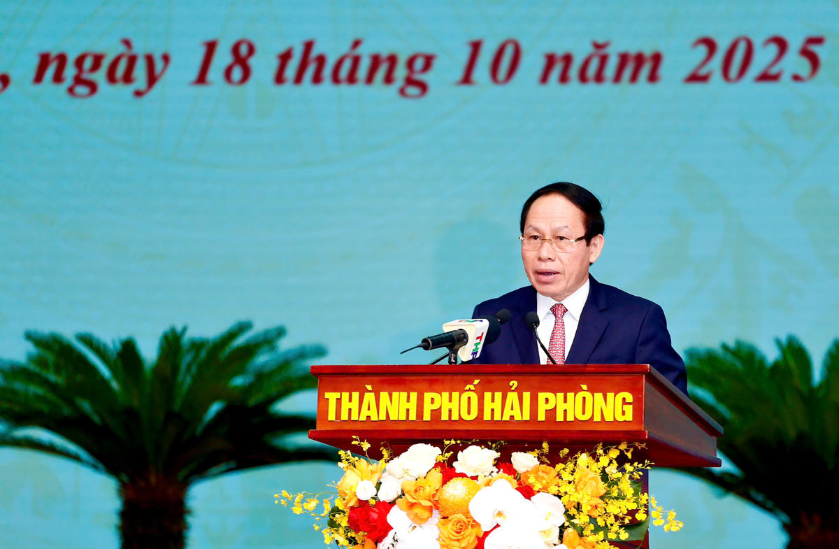 &nbsp;Bí thư Thành ủy Hải Phòng Lê Tiến Châu tiếp thu ý kiến chỉ đạo của Phó Chủ tịch nước Võ Thị Ánh Xuân. Ảnh: ĐT.&nbsp;