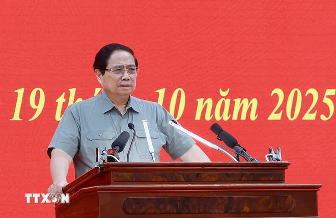 Thủ tướng Phạm Minh Chính chủ trì Hội nghị về về tình hình triển khai các dự án đường cao tốc khu vực Đồng bằng sông Cửu Long. (Ảnh: Dương Giang/TTXVN).