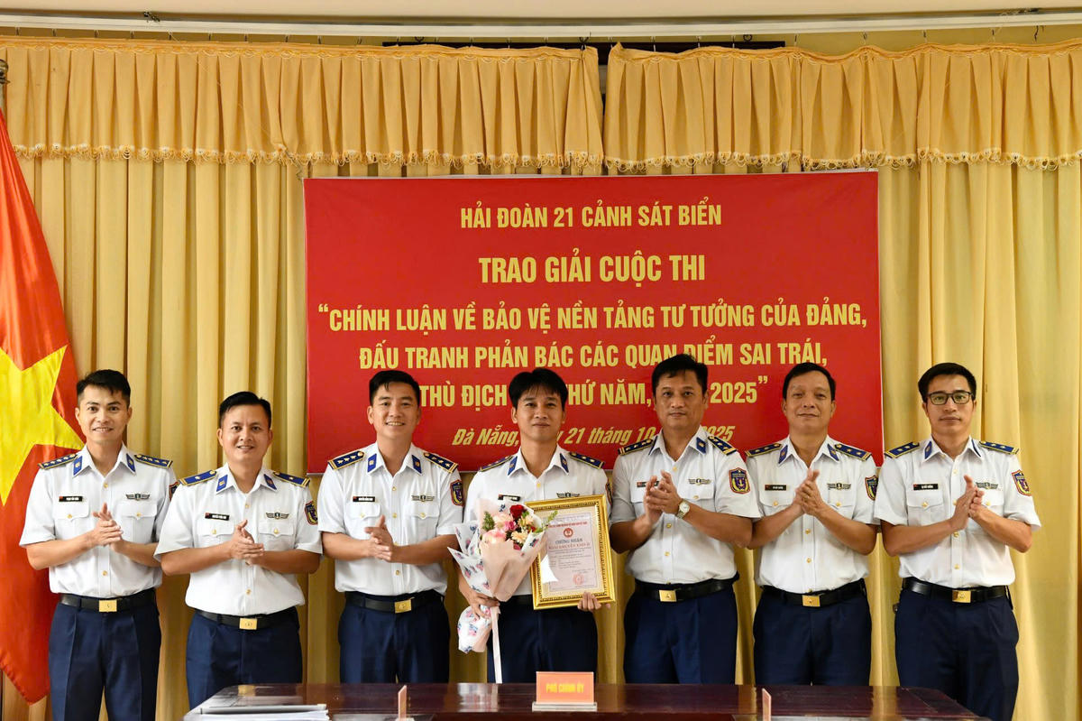 Giấy chứng nhận Trung úy Nguyễn Duy Thung đạt Khuyến khích cuộc thi của Tổng cục Chính trị Quân đội nhân dân Việt Nam. Ảnh: CV.