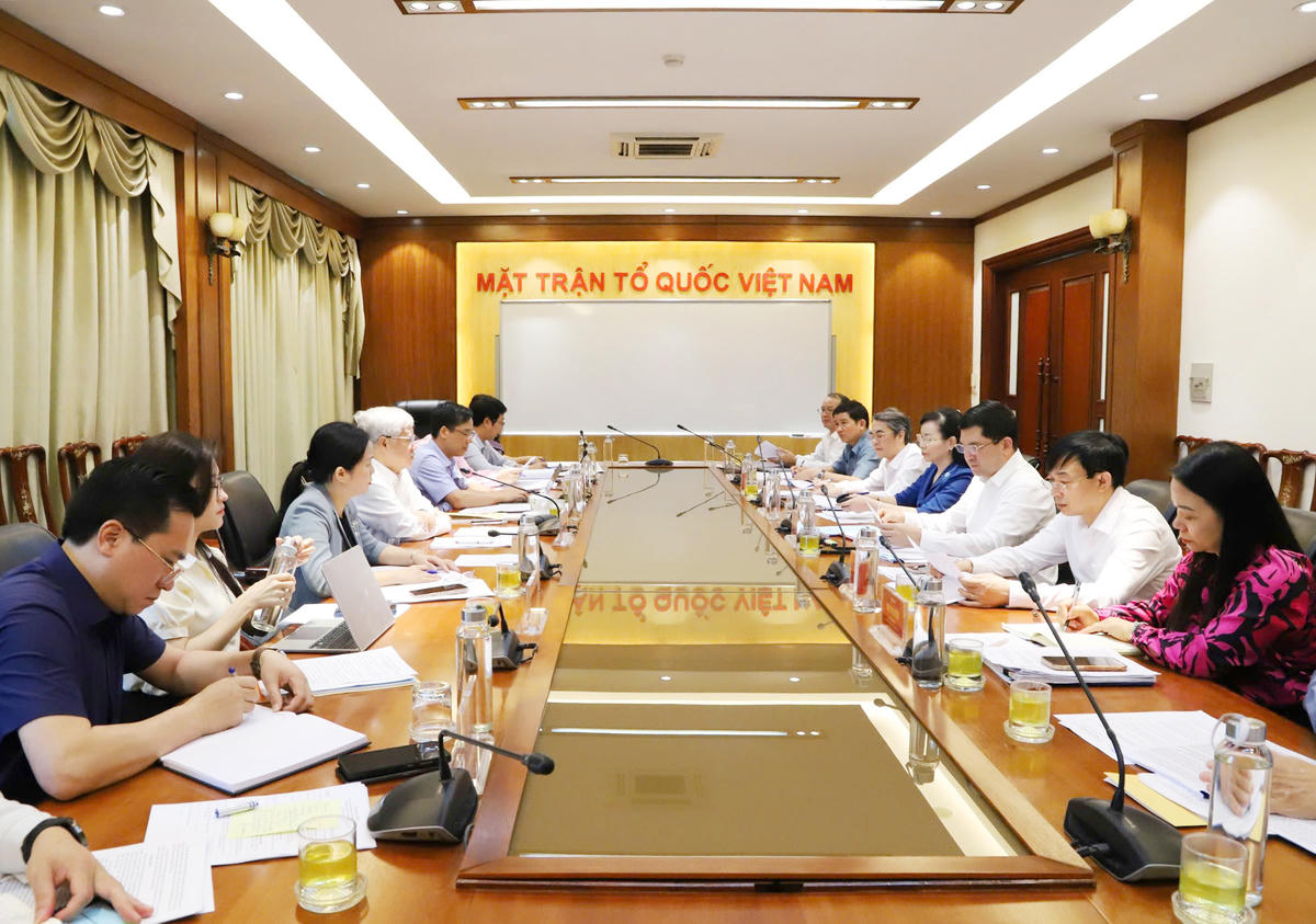 Quang cảnh buổi làm việc.&nbsp;