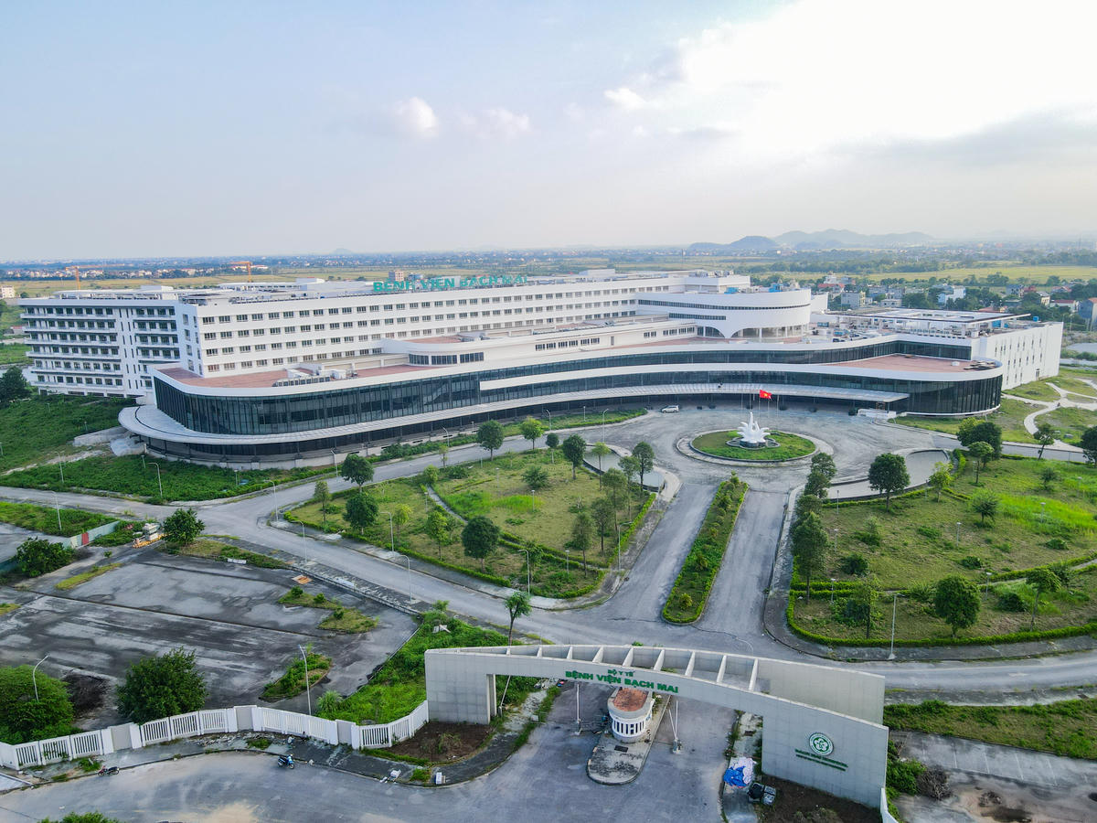 Hiện trạng cơ sở 2 Bệnh viện Bạch Mai ngày 20/10. Ảnh: Đình Minh