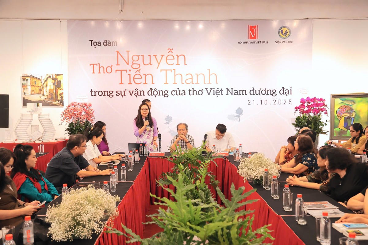 Quang cảnh tọa đàm.