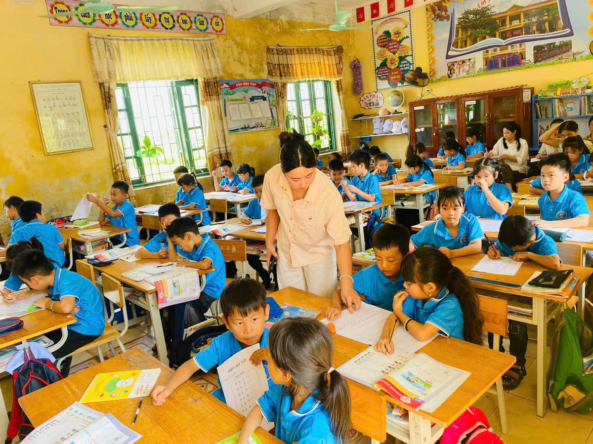 UBND tỉnh Ninh Bình yêu cầu các giáo viên khi tham gia dạy thêm phải báo cáo với hiệu trưởng. Ảnh: Sở GDĐT Ninh Bình