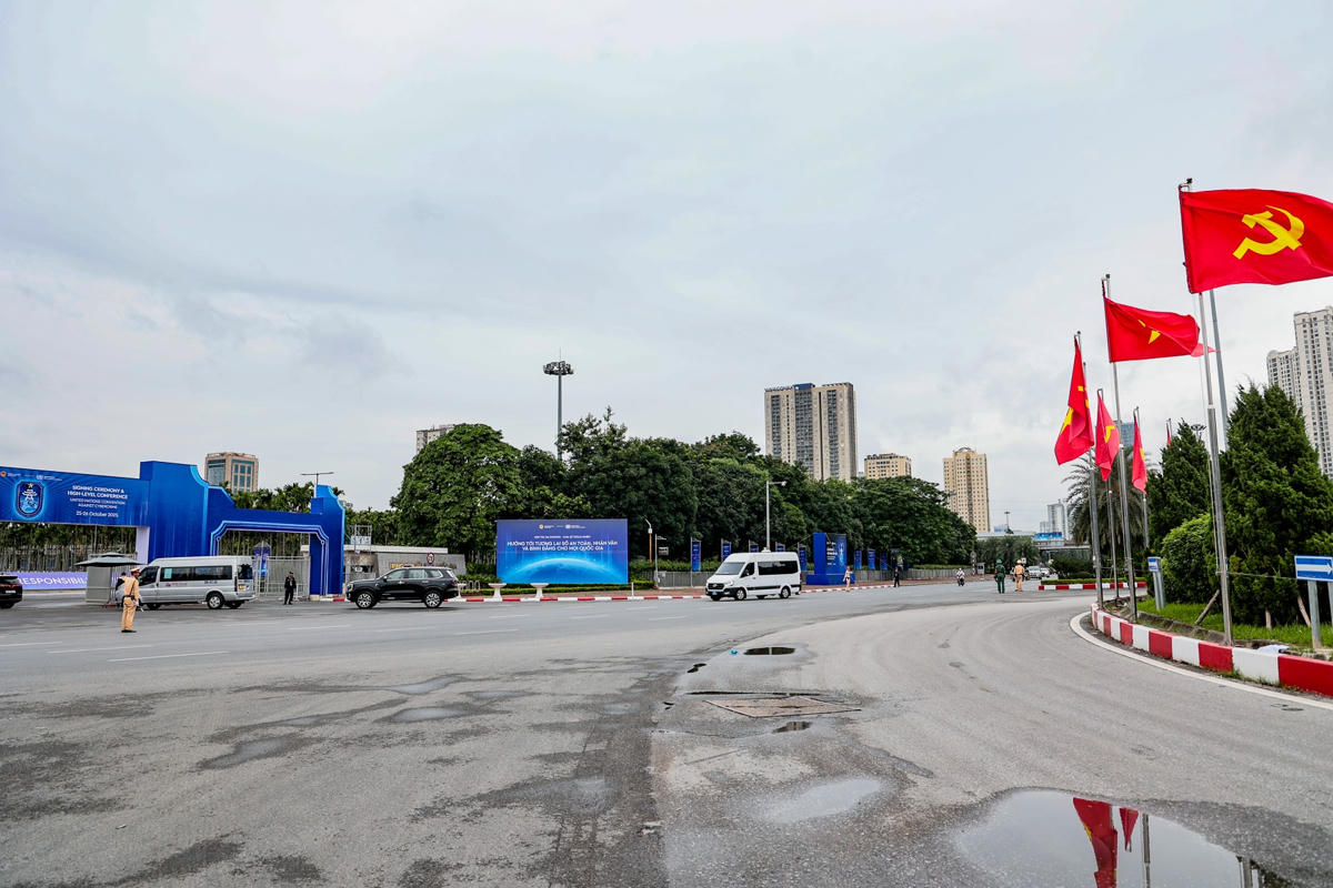 Theo lịch trình dự kiến, Lễ mở ký Công ước Liên hợp quốc về chống tội phạm mạng được diễn ra tại Trung tâm hội nghị quốc gia (phường Từ Liêm, Hà Nội) từ ngày 25/10 đến ngày 26/10/2025 với nhiều hoạt động cấp Nhà nước.&nbsp;