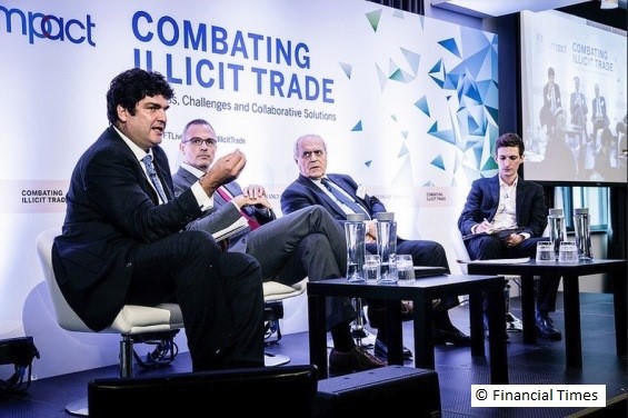 Hội nghị hợp tác giữa PMI IMPACT và báo Financial Times nhằm giải quyết vấn đề rủi ro đang diễn biến nhanh chóng của nạn buôn lậu vào năm 2017. Ảnh: NPWJ.org.