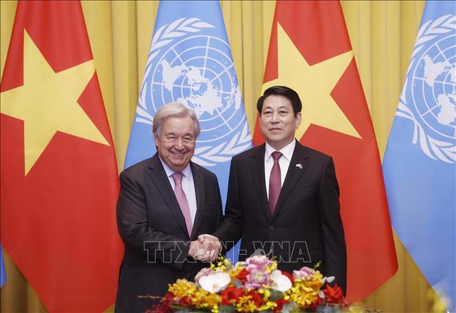Chủ tịch nước Lương Cường và Tổng Thư ký Liên hợp quốc António Guterres. Ảnh: Lâm Khánh/ TTXVN