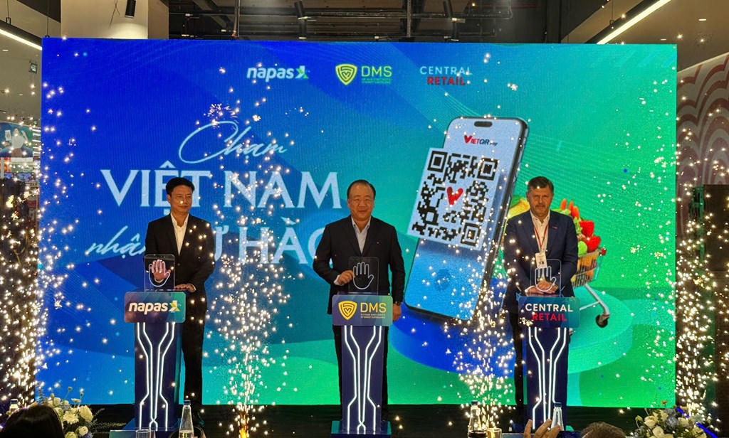 Hợp tác giữa Central Retail Việt Nam và Napas nhằm cùng nhau phối hợp triển khai các hoạt động quảng bá và tôn vinh hàng Việt. Ảnh: H.N