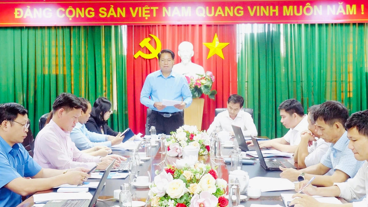 Ông Điểu Điều - Trưởng ban Dân tộc HĐND tỉnh Đồng Nai phát biểu tại cuộc giám sát. Ảnh: Hồ Tú.
