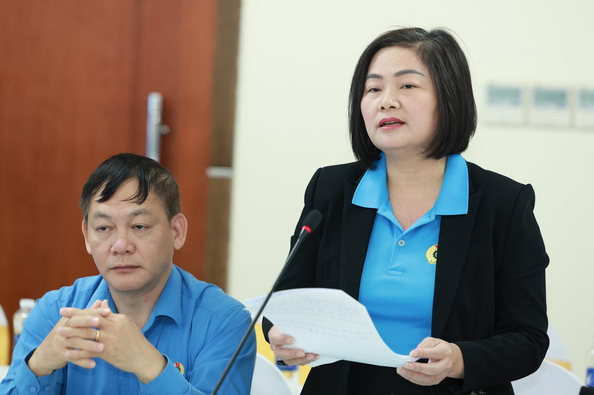 Đại biểu góp ý tại hội nghị. Ảnh: Hải Nguyễn