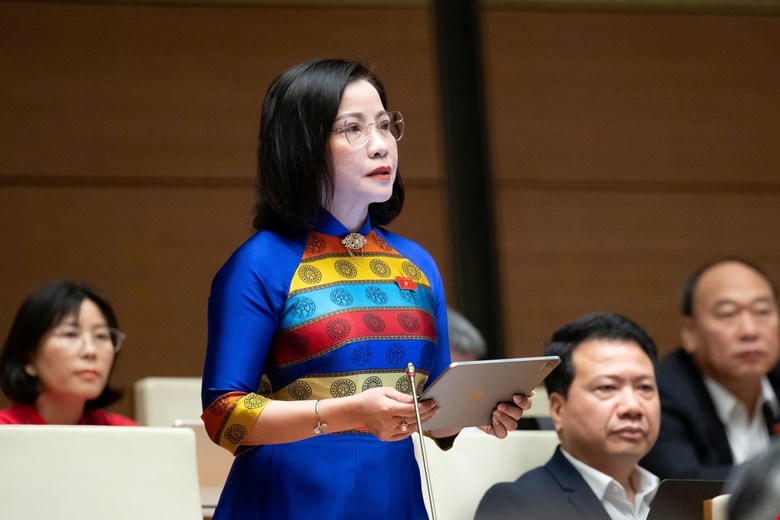Bà Nguyễn Thị Thu Nguyệt phát biểu (Ảnh: Quang Vinh)