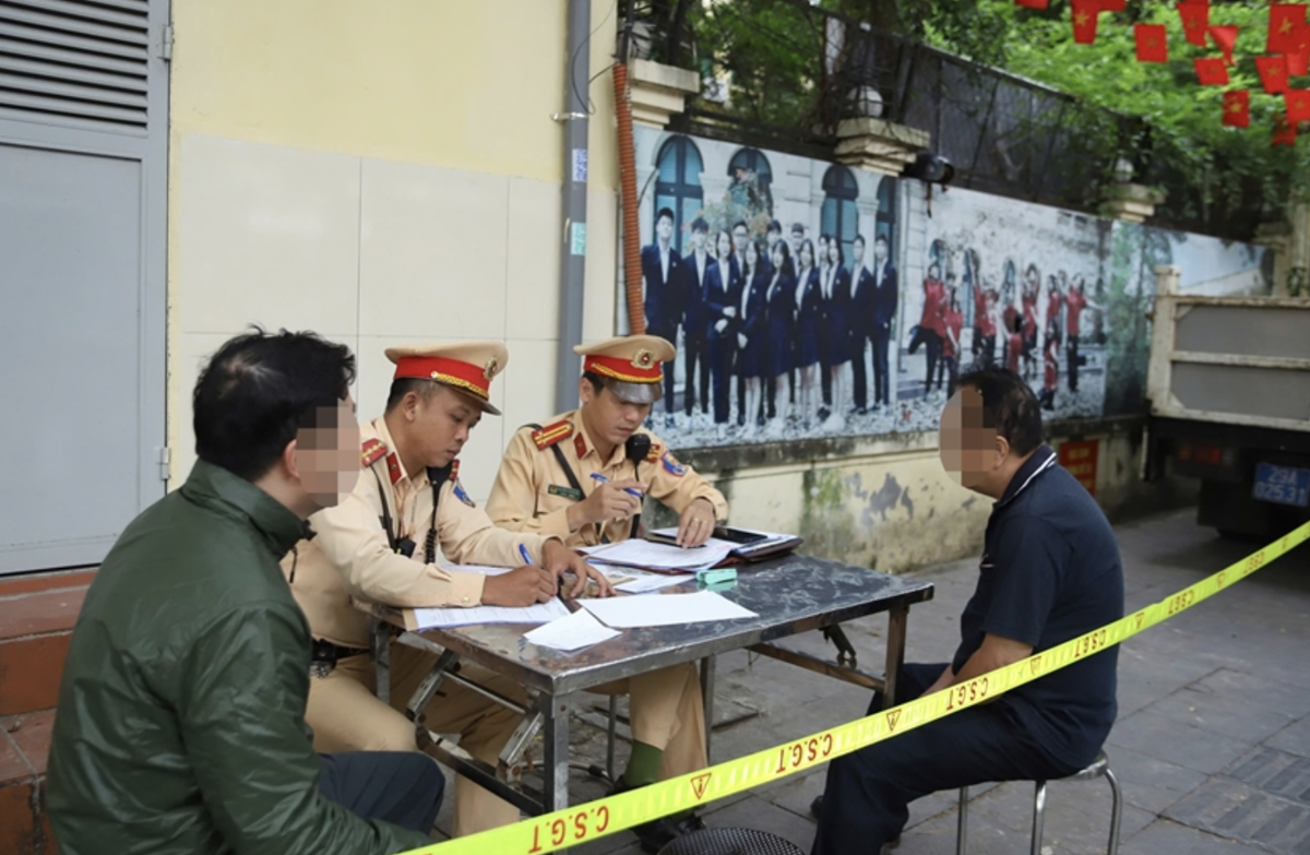 Các trường hợp phụ huynh vi phạm đều bị lực lượng CSGT xử lý nghiêm.