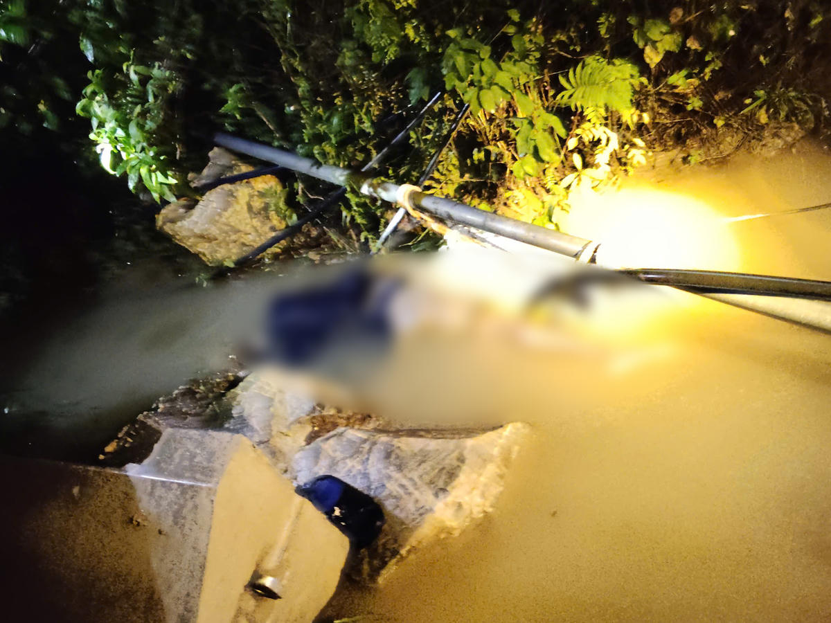 Đà Nẵng: Phát hiện thi thể công nhân dưới mương nước