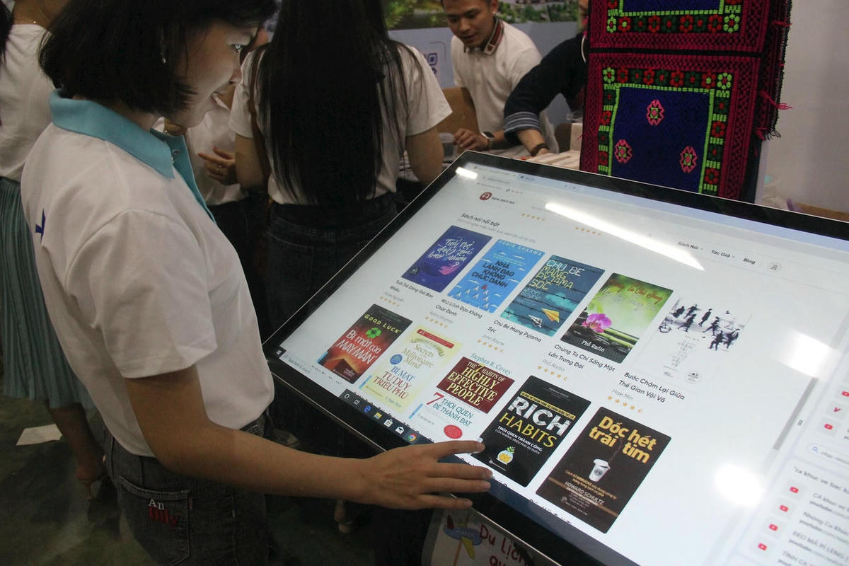 Nâng cao nhận thức, nhất là trong giới trẻ và cộng đồng sáng tạo nội dung, chính là chìa khóa xây dựng văn hóa tôn trọng quyền sở hữu trí tuệ. Ảnh: P. Sỹ.