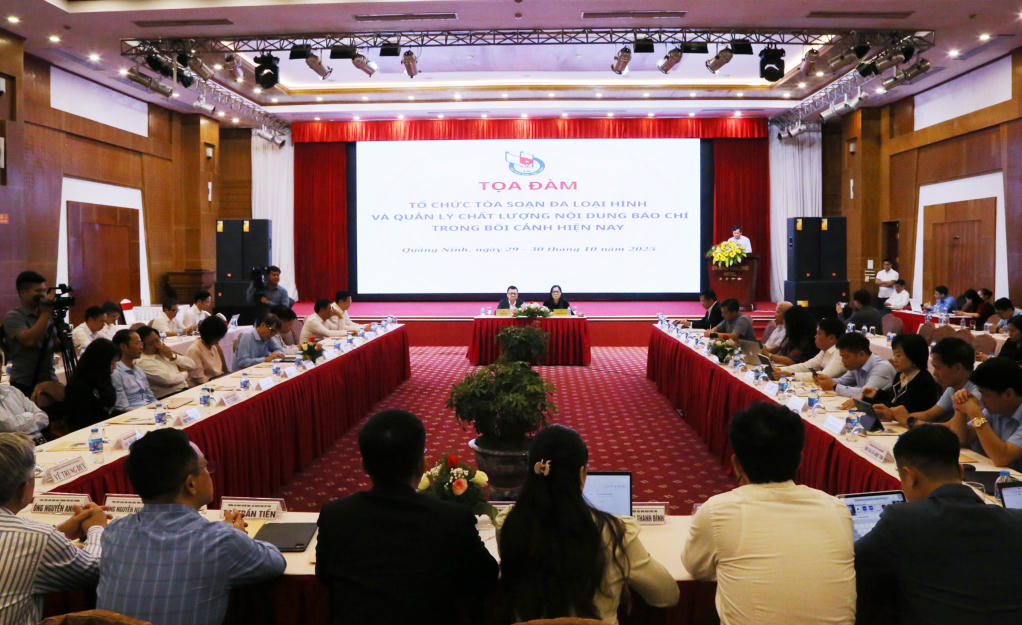 Quang cảnh tọa đàm. Ảnh: QMG.