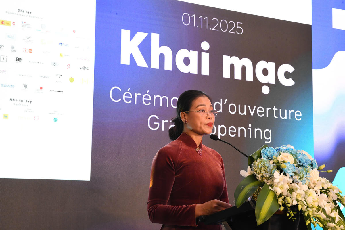 Giám đốc Sở Văn hóa và Thể thao Hà Nội Bạch Liên Hương phát biểu. Ảnh: Phạm Sỹ.