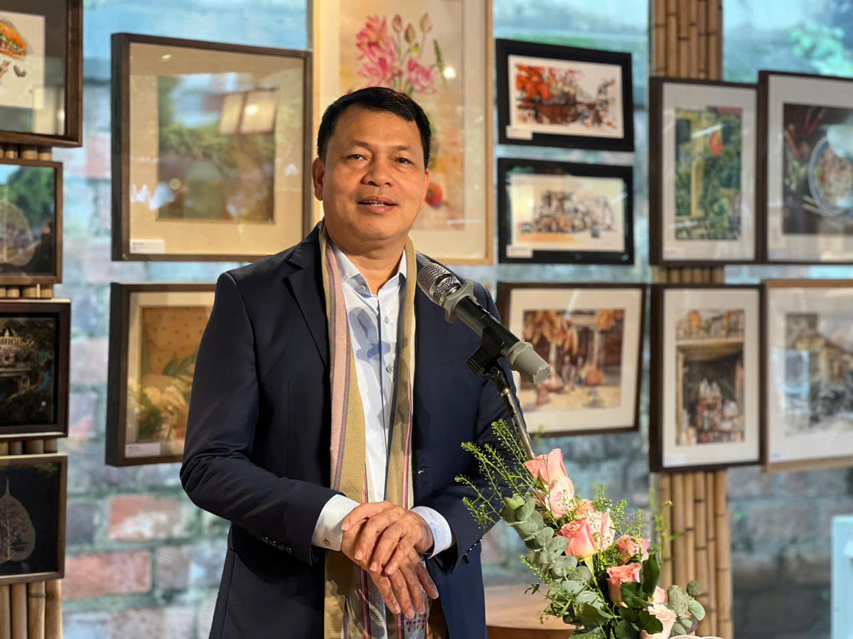 Ông Lê Xuân Kiêu – Giám đốc Trung tâm Hoạt động VHKH Văn Miếu phát biểu khai mạc. Ảnh: Phạm Sỹ.