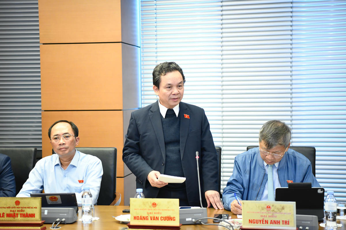 Ông Hoàng Văn Cường phát biểu (Ảnh: Quang Vinh)