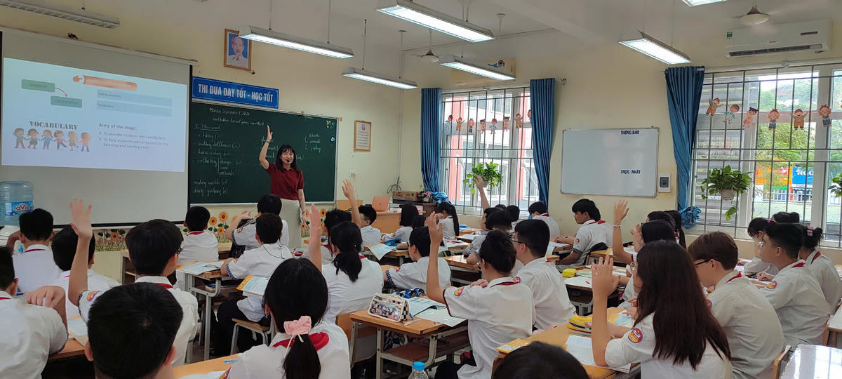 Một giờ học của cô và trò Trường THCS Ba Đình (Hà Nội).