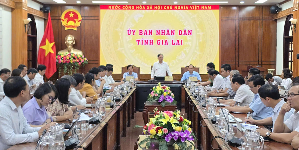 Quang cảnh cuộc họp. Ảnh: CV.