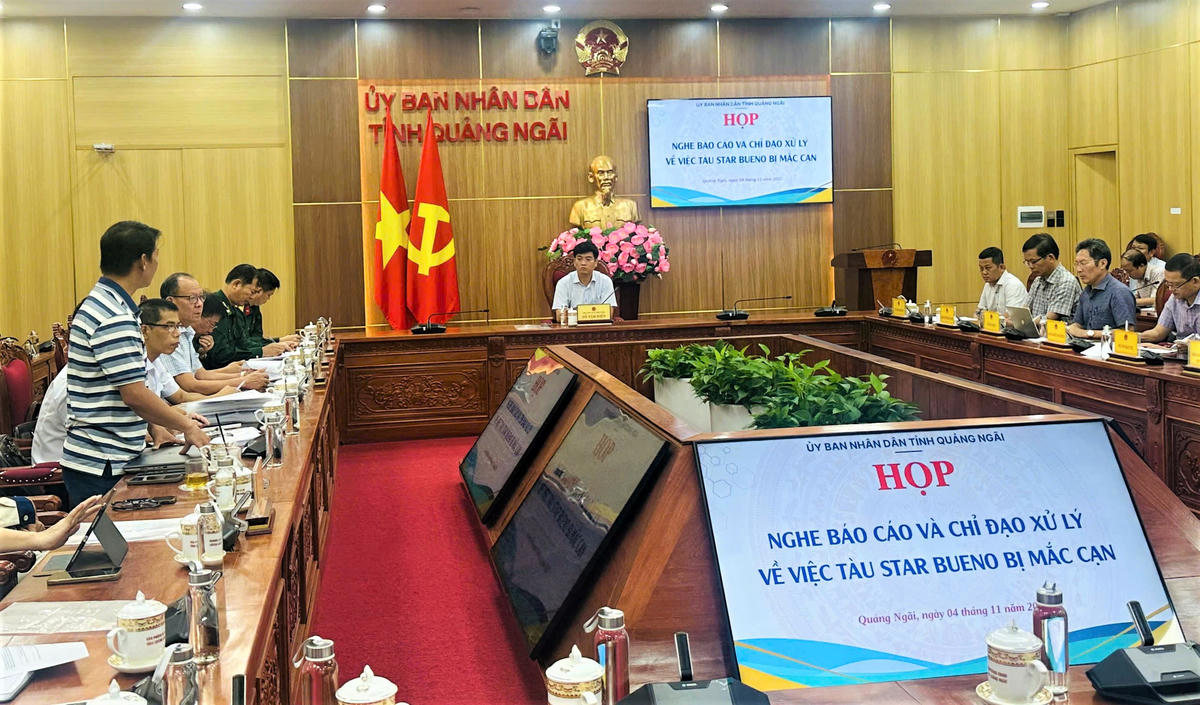 Quang cảnh cuộc họp. Ảnh: CV.