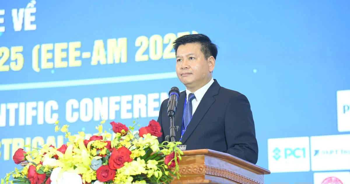 PGS.TS Đinh Văn Châu – Hiệu trưởng Trường Đại học Điện lực khai mạc Hội thảo.
