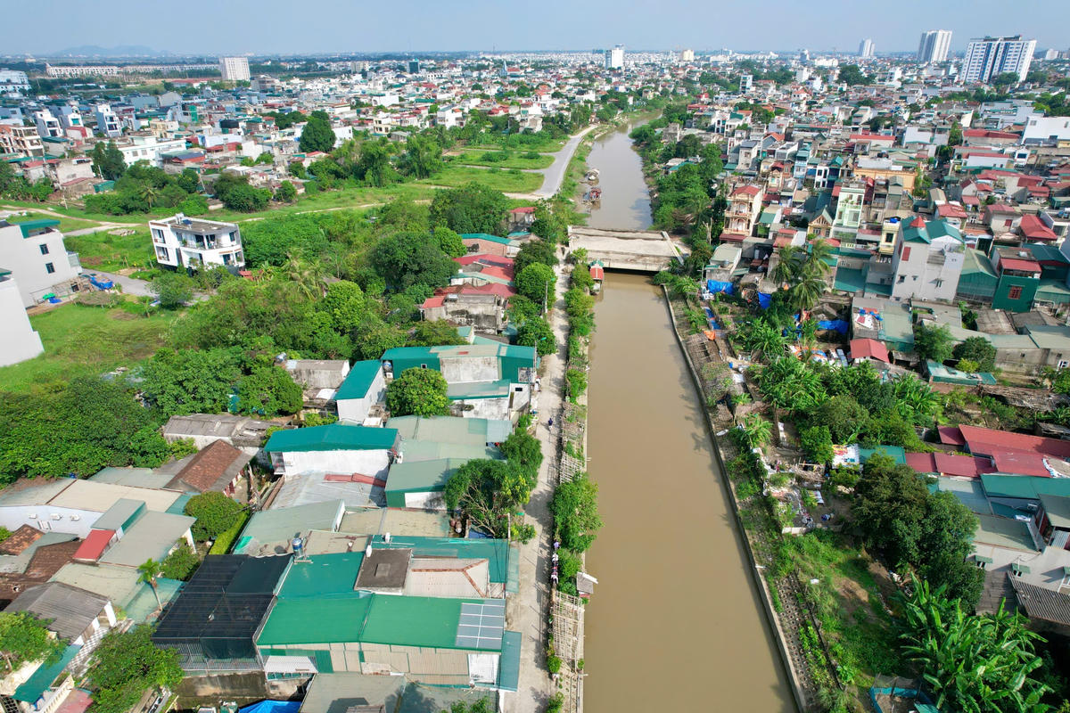 Hiện trạng dự án KĐT mới ven sông Hạc cuối tháng 10/2025. Ảnh: Đình Minh