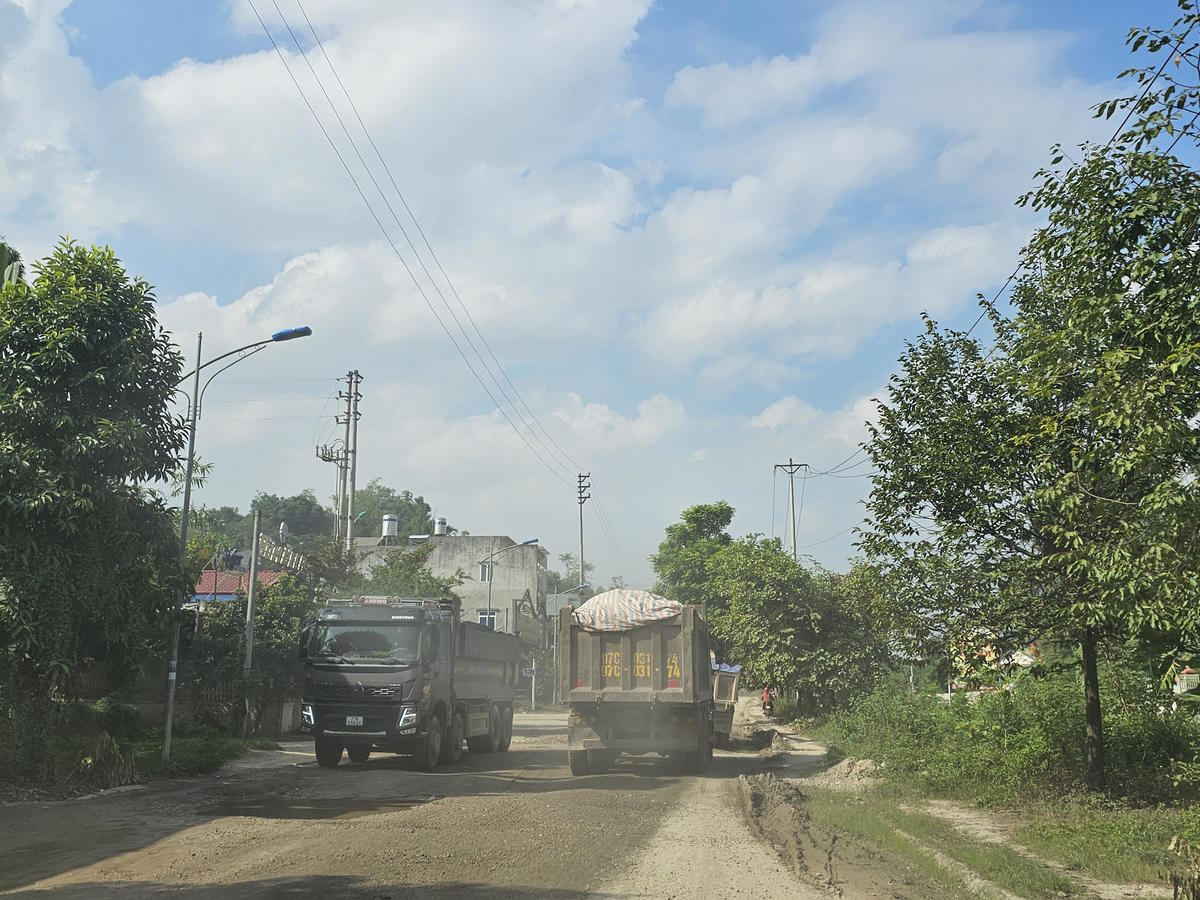 Điện Biên: Xe trọng tải lớn ngược xuôi, tiềm ẩn nhiều hệ lụy