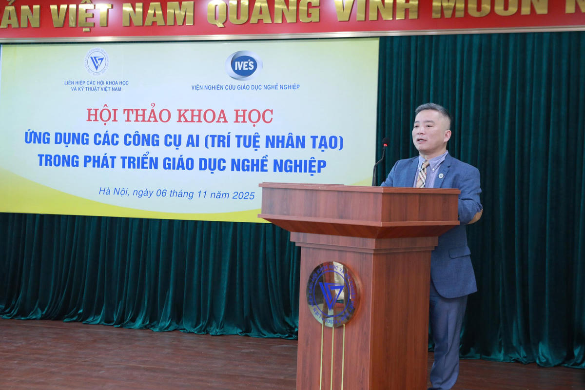 Ths Nguyễn Anh Quân - Viện trưởng Viện Nghiên cứu giáo dục nghề nghiệp phát biểu tại hội thảo.&nbsp;