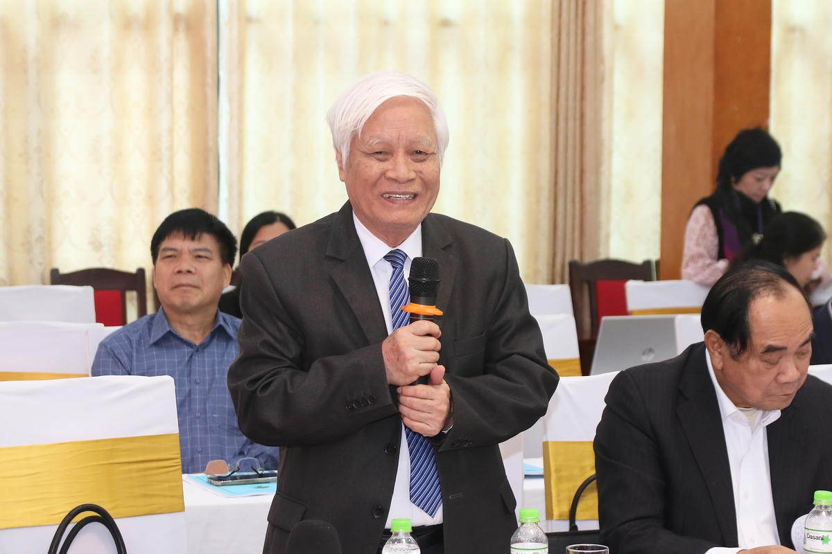 TS Nguyễn Viết Chức, Ủy viên UBTƯ MTTQ Việt Nam&nbsp;phát biểu tại Hội nghị. Ảnh: Tiến Đạt.