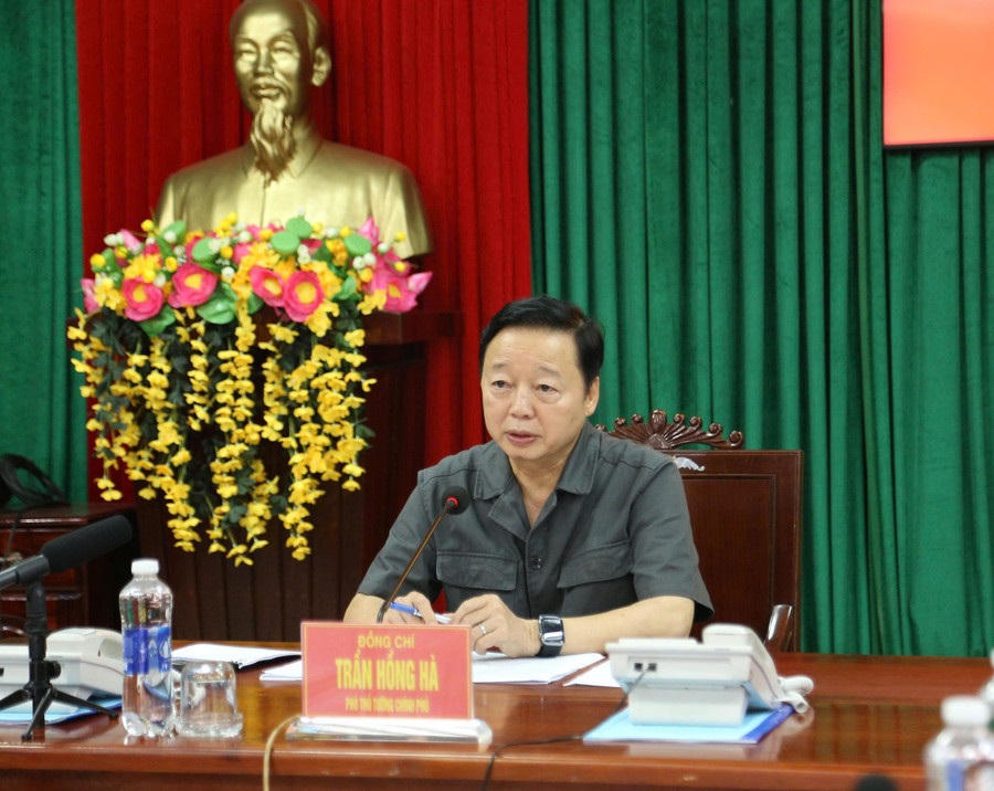 Phó Thủ tướng Chính phủ Trần Hồng Hà chủ trì cuộc họp. Ảnh: H. Phúc.