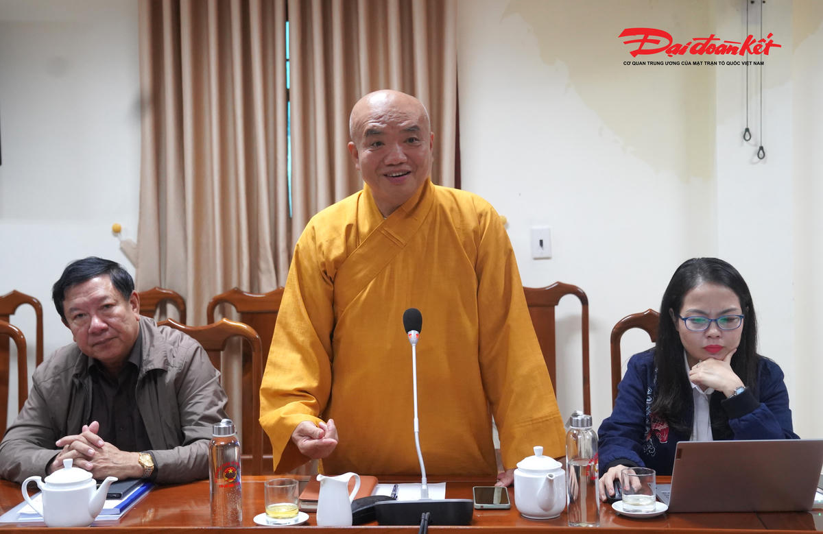 Thượng tọa Thích Hạnh Nhẫn, Phó Trưởng ban Trị sự Giáo hội Phật giáo Việt Nam tỉnh Hà Tĩnh, Ủy viên Ủy ban MTTQ Việt Nam tỉnh Hà Tĩnh. Ảnh: Hạnh Nguyên.