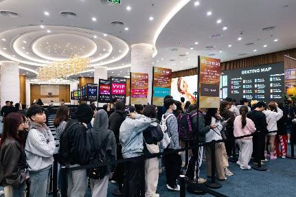 Fan đổ về Ocean City check in G-DRAGON 2025 WORLD TOUR [Übermensch] IN HANOI, háo hức chờ concert lịch sử