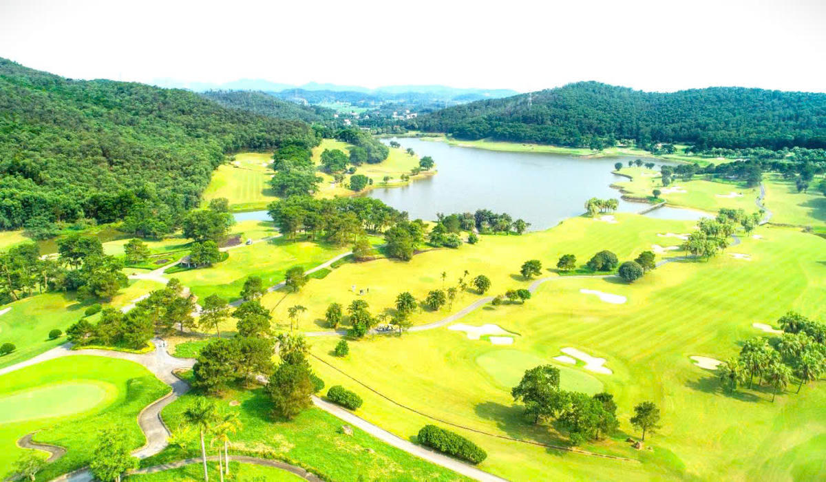 Sân Golf Chí Linh – Việt Nam không đủ điều kiện tổ chức giải thi đấu thể thao môn golf theo quy định. Ảnh: C.L.G.