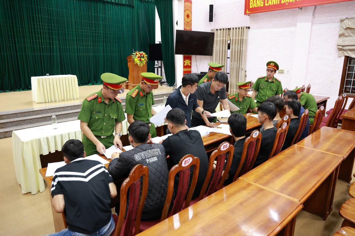 Cơ quan Công an tiến hành các thủ tục tố tụng theo quy định pháp luật. Ảnh: CAQT.. 