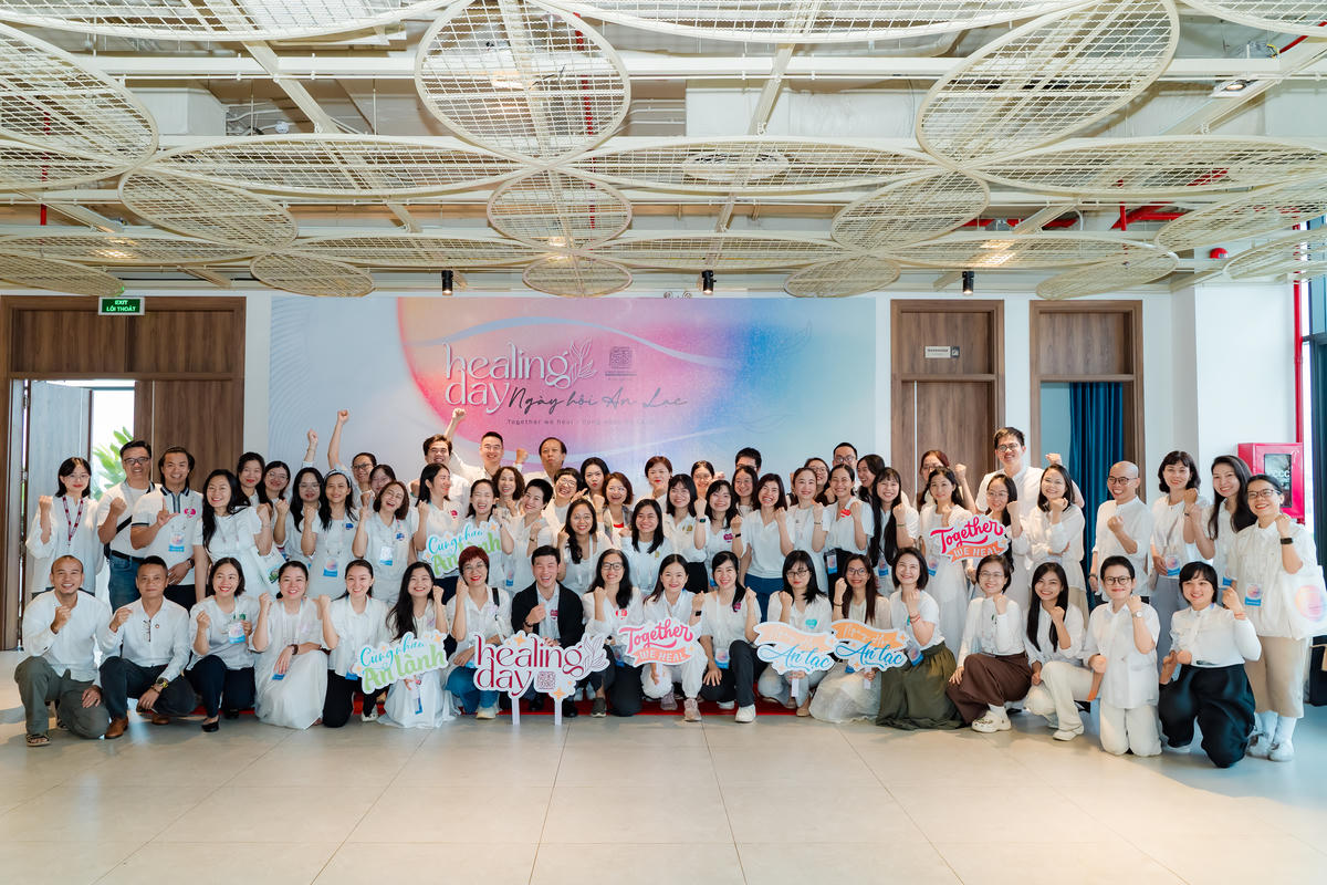 Các bạn trẻ tham gia chương trình. Ảnh: Đ.X.