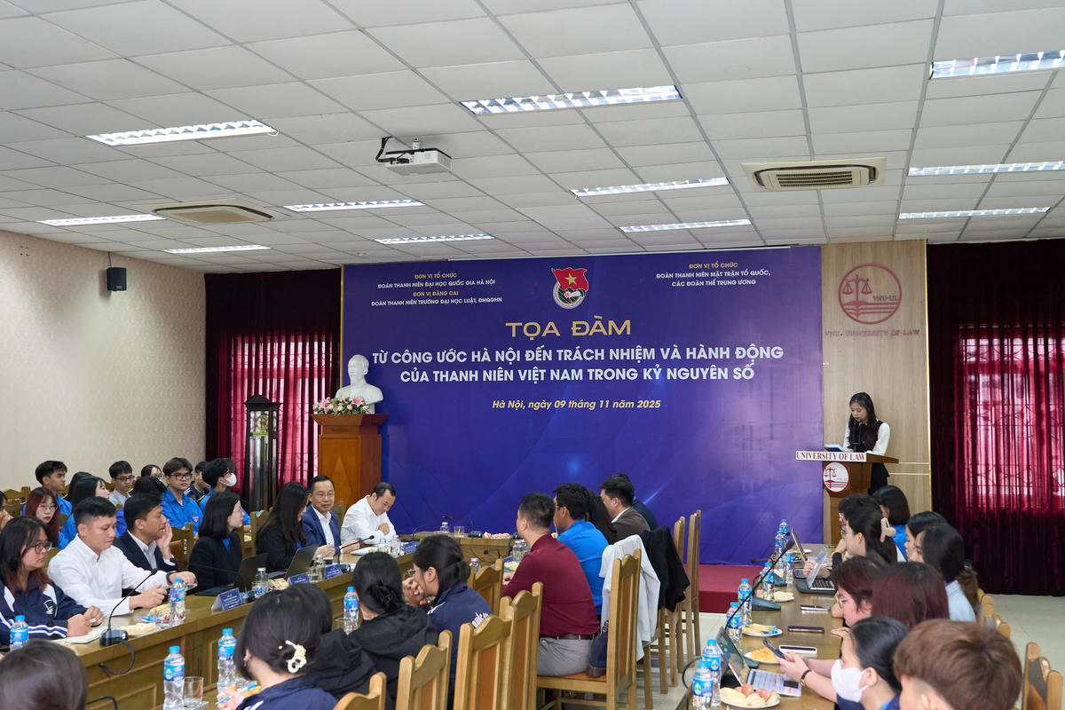 Tọa đàm diễn ra trong không khí cởi mở, sôi nổi, thể hiện tinh thần học hỏi và khát vọng cống hiến của thế hệ trẻ.. 