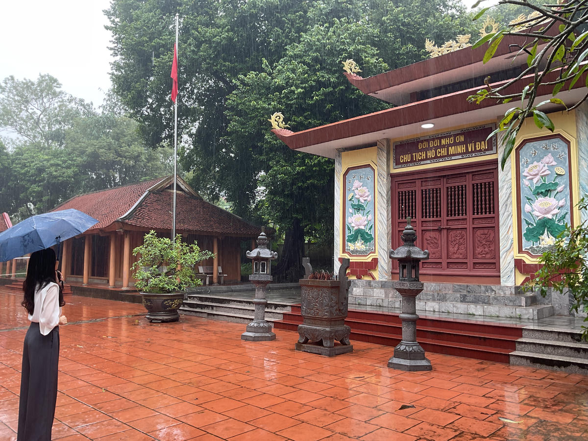 Khu lưu niệm Chủ tịch Hồ Chí Minh tại xã Vạn Xuân là địa chỉ đỏ mà người dân nơi đây rất tự hào