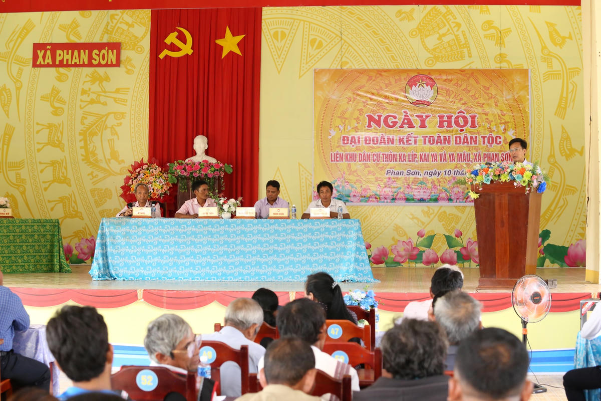 
Ông Đinh Văn Tuấn, Phó Chủ tịch UBND tỉnh Lâm Đồng, phát biểu tại Ngày hội. (ảnh ctv)
