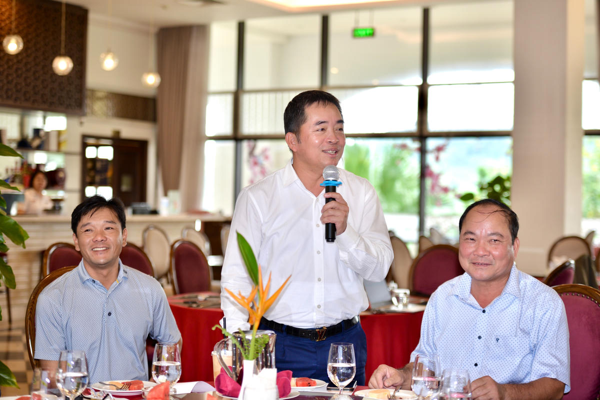 Ông Nguyễn Thanh Tùng, Phó Giám đốc Sở Văn hóa, Thể thao và Du lịch tỉnh Quảng Ninh thông tin về&nbsp;Giải vô địch cá nhân và đồng đội các câu lạc bộ golf tỉnh Quảng Ninh năm 2025. Ảnh: Ngọc Anh.